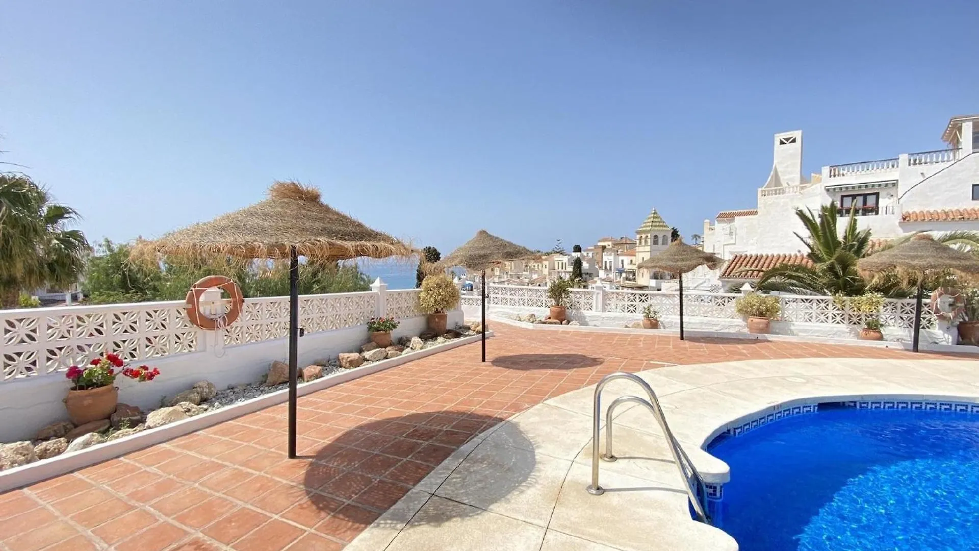 Ferienwohnung Fuer 6 Personen Ca 90 Qm In Nerja, Andalusien Costa Del Sol Apartment
