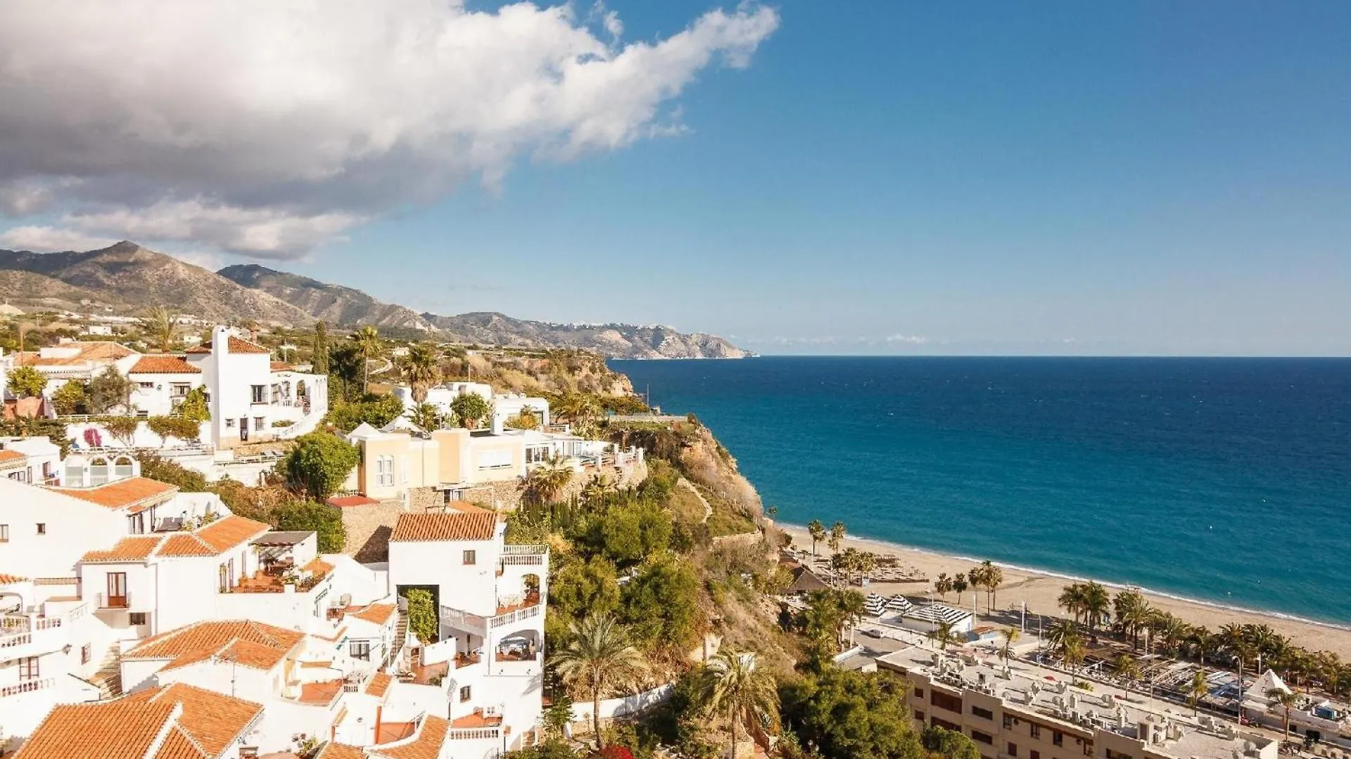 Apartment Ferienwohnung Fuer 6 Personen Ca 90 Qm In Nerja, Andalusien Costa Del Sol Spain